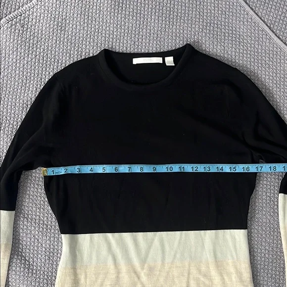 BOSS 100% virgin wool Knit long sleeved Medium - Picture 3 of 7